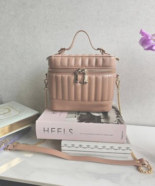 style code 【MERCURYDUO/マーキュリーデュオ】ストライプキルティング　バニティミニショルダーバッグ ピンク