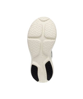 STEVE MADDEN ELEVATE 3 パフォーマンススニーカー ベージュアーモンド