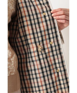 DAKS ライトウェイト フーデッドキルティングブルゾン ホワイト