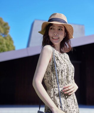 Tiaclasse 【袖が選べる・洗える】配色モノクロ花柄ワンピース ノースリーブ：アイボリー