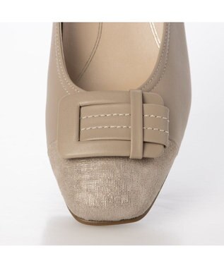 Riz raffinee <Riz raffinee>バックルモチーフパンプス ベージュ
