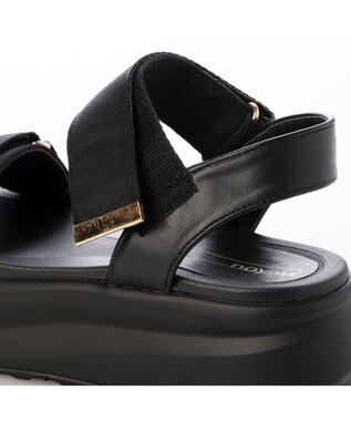 MODE ET JACOMO <noyau>厚底サテンベルクロスポーツサンダル ブラック