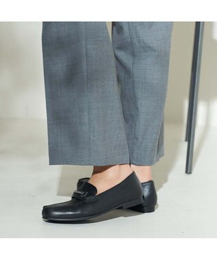 ing <ing>【WEB限定】【サスティナブルシリーズ】モカシンビットローファー ブラック