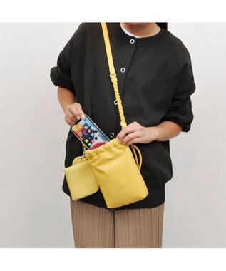 UNBILLION cachecache バンジーコード巾着スマホショルダー イエロー