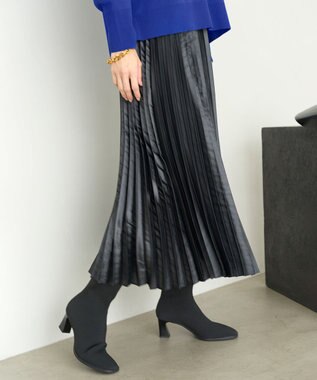 UNFILO 【洗える】チンツプリーツスカート ブラック