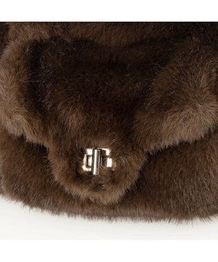 UNBILLION カシュカシュ cachecache / フェイクファーフラップポケット付き2wayショルダー チョコ