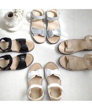 Pointer 本革 甲幅調整 超軽量マジックテープ付きサンダル ホワイト