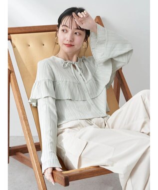 earth music&ecology フリル切替えショートブラウス