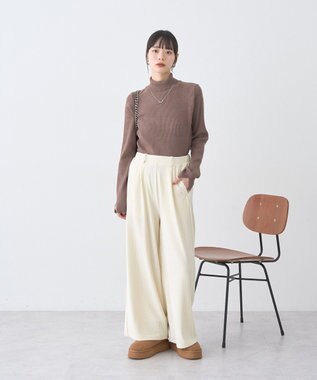 earth music&ecology コーデュロイタックパンツ Ivory