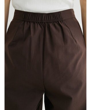 Green Parks 綿麻混タックテーパードパンツ Brown