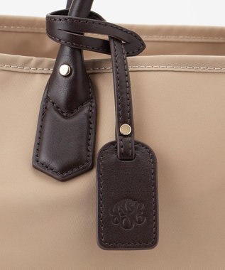 J.PRESS LADIES 【WEB限定・A4サイズ収納可】 ナイロントラベル トート バッグ ベージュ系