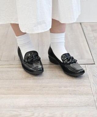 Pointer 【石岡真実さん着用】日本製 本革超軽量チェーンモチーフローファー ブラック(シワエナ)