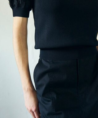 GRACE CONTINENTAL シアーハーフニットトップ ブラック