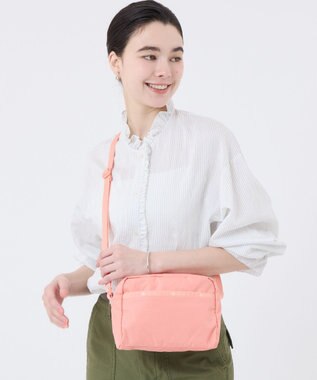 LeSportsac DANIELLA CROSSBODY/コーラルパンチ