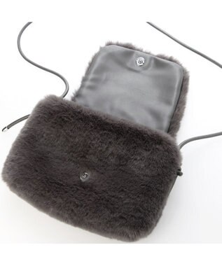 UNBILLION カシュカシュ cachecache / エコファーシンプルフラップショルダー GY