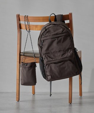 AMERICAN HOLIC 多機能リュック Brown