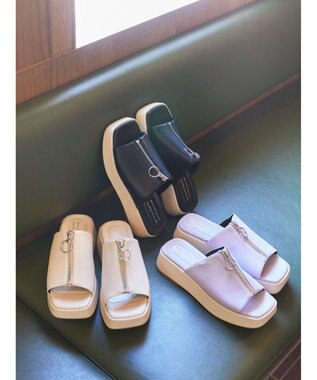 earth music&ecology ＯＲｉｅｎｔａｌＴＲａｆｆｉｃ　フロントジップサンダル Black