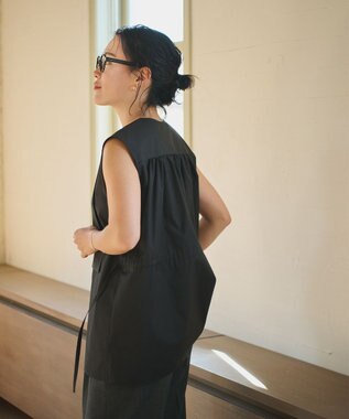 #Newans 【ANSWER for モダンベーシック】ビブヨークデザインブラウス ブラック系