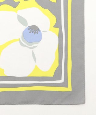 自由区 【カタログ掲載】ソフトフローラル スカーフ イエロー系1