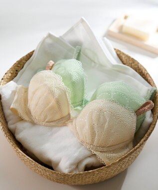 une nana cool it rains 3/4カップブラジャー BE