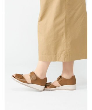 ASICS WALKING ペダラウォーキングシューズ 2E ヒール高4.0cm ブラウン系