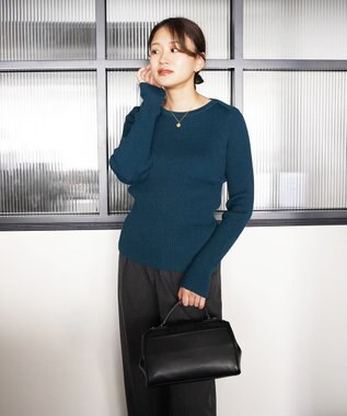 TOQUE 〈大草直子さんアドバイザー〉ベビーアルパカ ミドルゲージ ボートネックニット グリーン