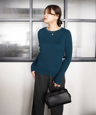 TOQUE 〈大草直子さんアドバイザー〉ベビーアルパカ ミドルゲージ ボートネックニット グリーン