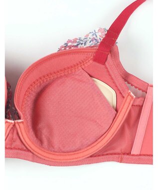 une nana cool MADE WITH LIBERTY FABRIC さあわたしレース RE