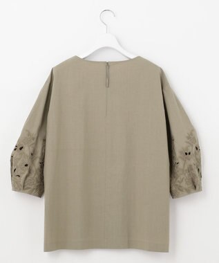 自由区 【洗える】エンブロイダリー プルオーバーブラウス カーキ系