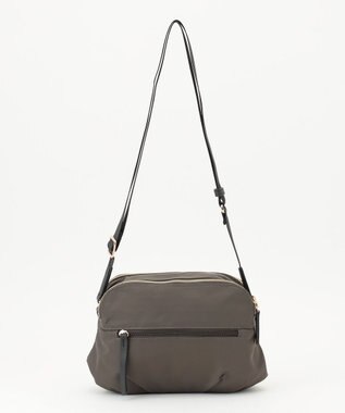 LA BAGAGERIE ウォータープルーフナイロン　スクエアショルダー グレー