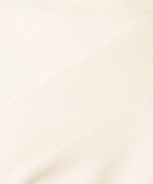 23区 【R(アール)】ウールカシミヤ ロールネックニット アイボリー系