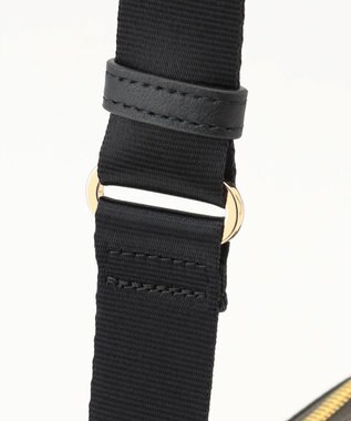 LA BAGAGERIE ウォータープルーフナイロン　スクエアショルダー グレー