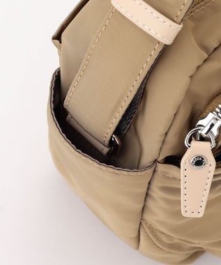 Y'SACCS ポリエステルツイル ショルダーバッグ ベージュ