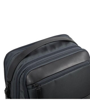 ZERO HALLIBURTON  ＺＥＳＴ３ ビジネスリュック  B4サイズ 15.6インチPC収納 20/25L 2気室 エキスパンド 81732 ブルーグレー
