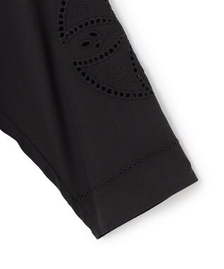 UNFILO L エンブロイダリー ブラウス ブラック