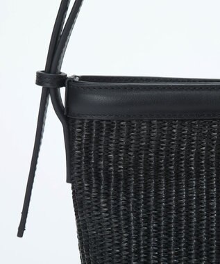 TOPKAPI 【Breath TOPKAPI】サングラスホルダー付き レザーコンビ カゴ ショルダーバッグ ブラック