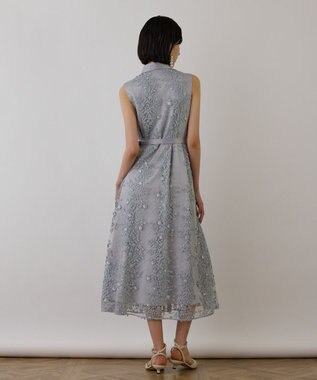 GRACE CONTINENTAL フラワーライン刺繍ワンピース グレー