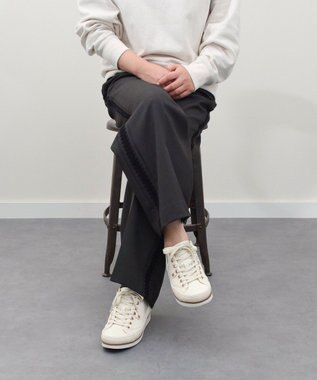 INTER-CHAUSSURES 【BUSSOLA】サイドゴアミドルカットスニーカー アイボリー