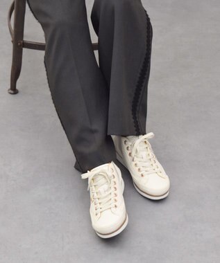 INTER-CHAUSSURES 【BUSSOLA】サイドゴアミドルカットスニーカー アイボリー