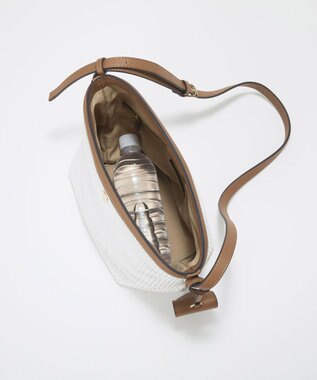 TOPKAPI 【Breath TOPKAPI】サングラスホルダー付き レザーコンビ カゴ ショルダーバッグ ホワイト