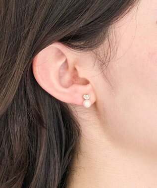 Phoebe 〈痛くないシリーズ/金属アレルギー対応〉タイニーラブパールライトフィットイヤリング　ぷっくりハート ホワイト