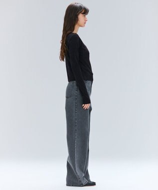 BEIGE， 【洗える・BAILA掲載】BUTLER / ストレッチベロアボートネックカットソー Black