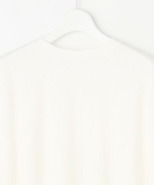 UNFILO 【シワになりにくい】BEAUTY FORM バックフレアTシャツ ホワイト