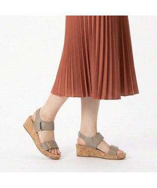 ing <ing>ダブルベルトウエッジサンダル オーク