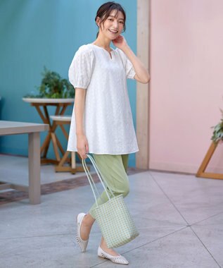 Tiaclasse 【2TYPE/総レース・袖レース】パンチングレースパフスリーブチュニックブラウス Aオフホワイト(総レース）