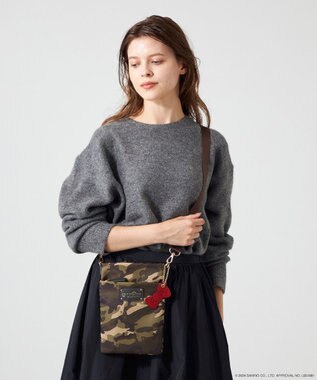 LA BAGAGERIE 【LA BAGAGERIE×HELLO KITTY】リボンチャーム付き　スクエアポシェット カーキ