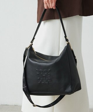 russet エンボスモノグラム2WAYショルダーバッグ(CE-1692) Black