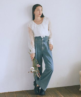 earth music&ecology ハイウエストデニムパンツ Light Indigo