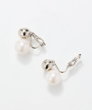 Phoebe ツインパールメタルイヤリング　シルバー シルバー