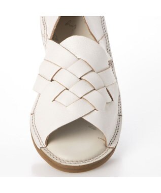 ing <ing>【サスティナブルシリーズ】編み込みデザインオープントゥシューズ ホワイト